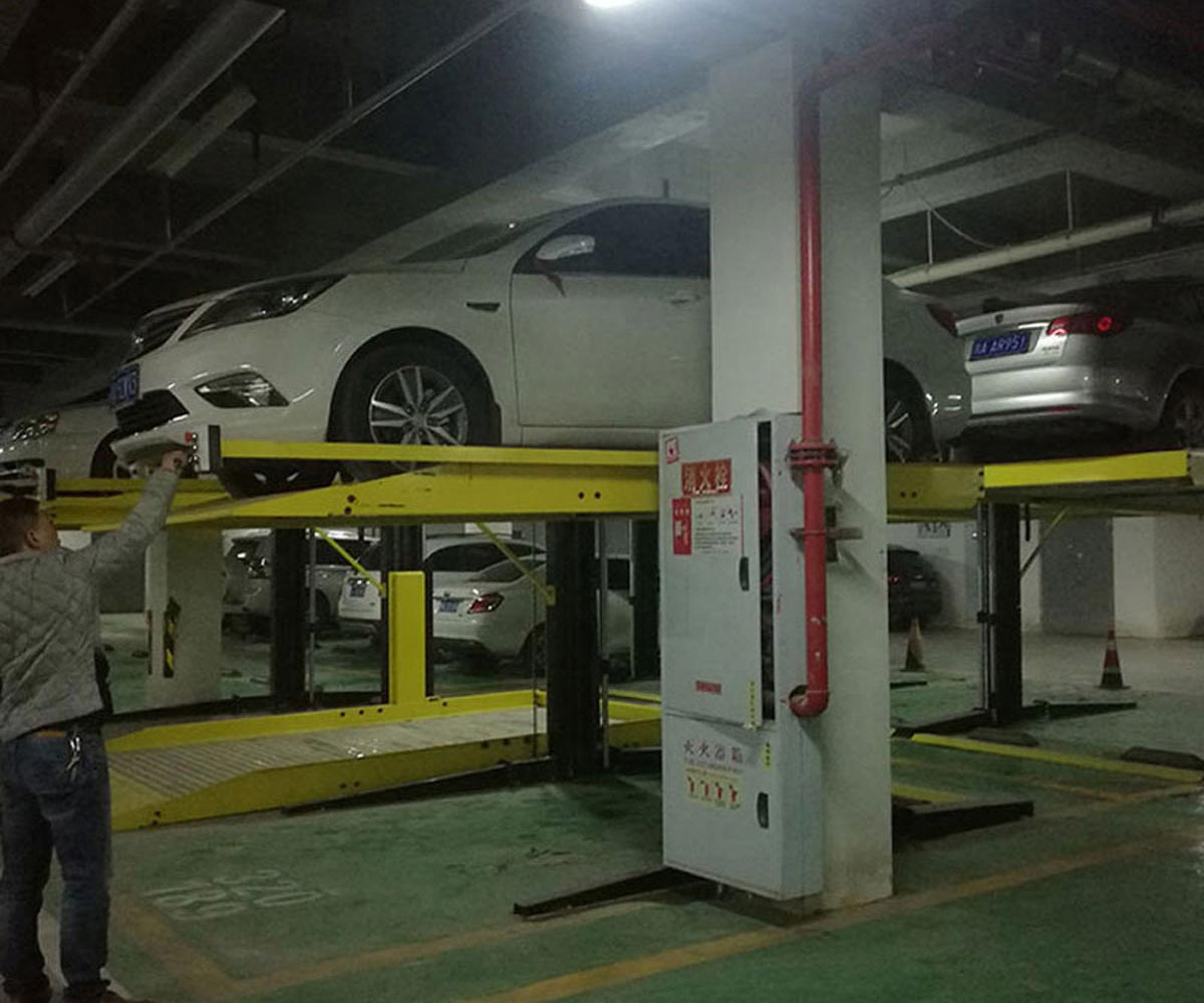 永昌兩柱簡易升降機械車位短租