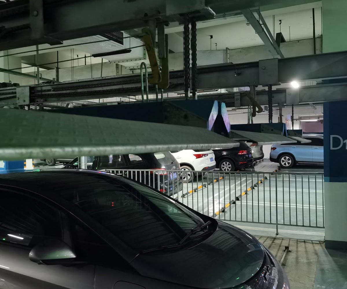 湖南兩層升降平移立體停車位回收