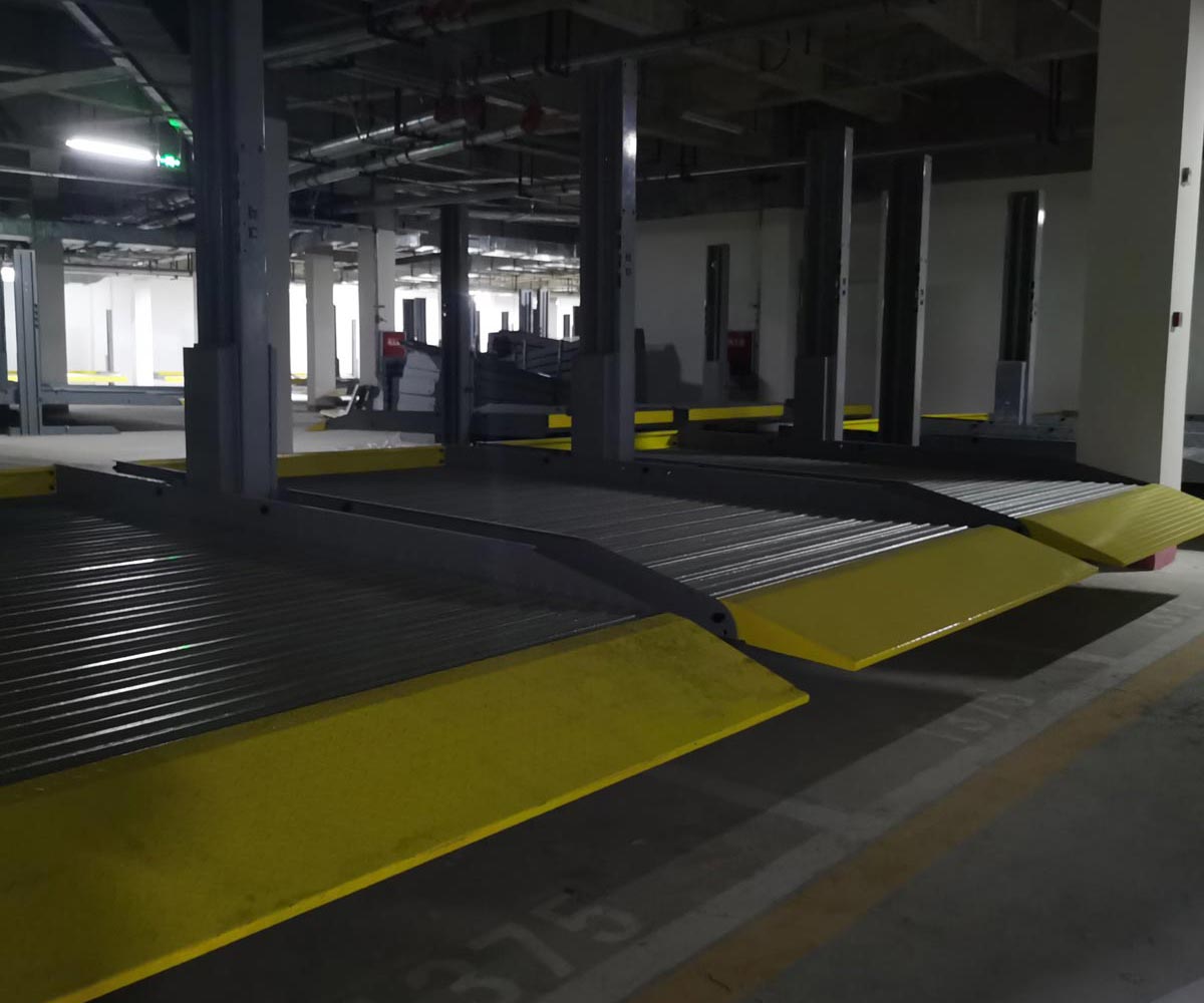 4柱立體停車庫租賃.jpg
