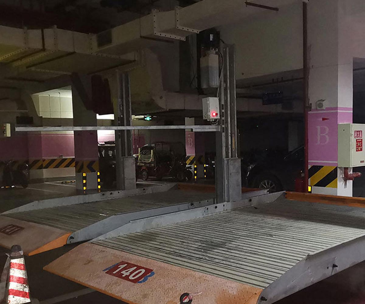 2層簡易升降類機械式停車位廠家.jpg