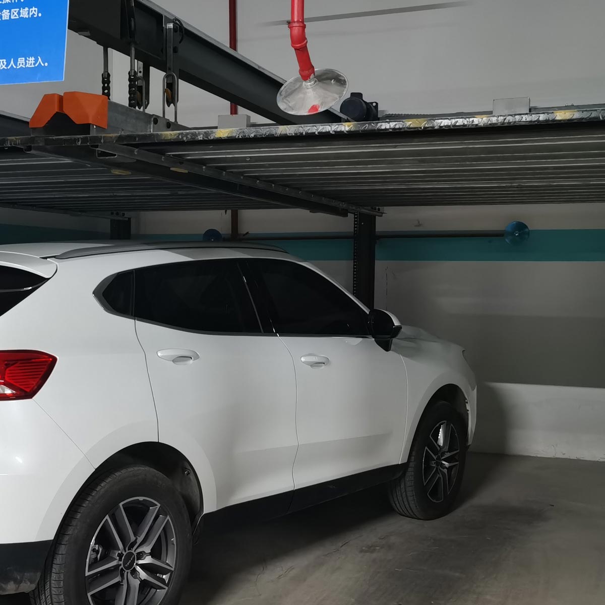 家用升降式機械式立體車庫維保四柱簡易升降式停車設備租賃經營